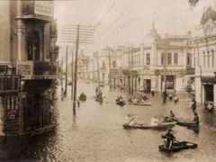 -人民防洪胜利纪念塔