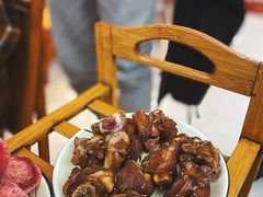 烤猪蹄-阿昌白族石板烧(大理古城店)