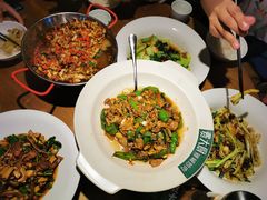 -费大厨辣椒炒肉(万家丽一店)