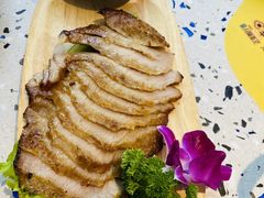 香烤猪颈肉配秘制蘸料-正泰餐厅AmazingThai(新奥购物中心店)