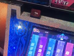 -反斗乐园π·电玩·高空拓展·蹦床(龙华天虹店)