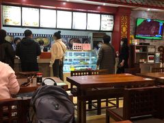 大堂-石头门坎
