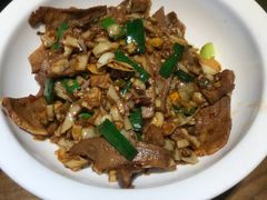 -老长沙湘菜馆(凤凰路店)