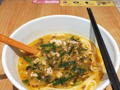 云南小锅米线-云味馆过桥米线(皇庭广场店)