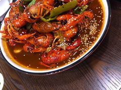 -虾弄弄海派小龙虾·牛羊蝎子火锅