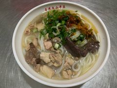 -文山荷鲜居(翠湖店)