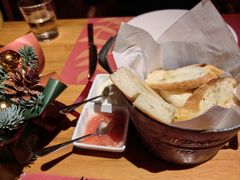 餐前面包-Macarena 玛卡莲娜西班牙餐厅