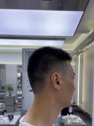 -首脑美发沙龙