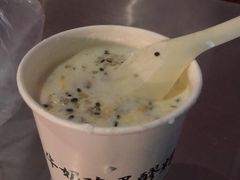 -清真老马家国华牛奶鸡蛋醪糟(正宁路店)