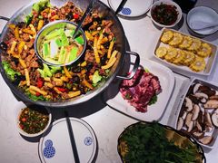 -贵州树林牛肉馆·小龙虾(蒋村花园店)