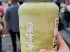 牛油果大战椰子-果呀呀(国金街店)