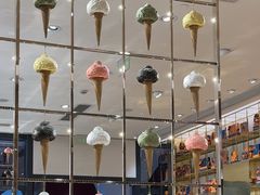 -VENCHI 闻绮(上海佛罗伦萨小镇店)