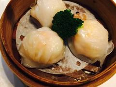 -新大咀港式茶餐厅(宝山万达店)