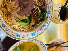 -金杨拉面王小吃面馆·牛三宝面·红烧牛肉粉