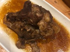 猪筒骨-陈记高压锅鱼头·生蚝