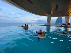 -海棠湾仁恒皇冠度假酒店-270°海景餐厅