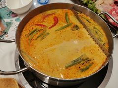 泰式冬阴功锅底-樾餐厅泰式海鲜火锅(民歌湖店)