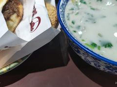 牛肉烧饼（多肉）-穆得·老周家牛肉烧饼(普利街店)