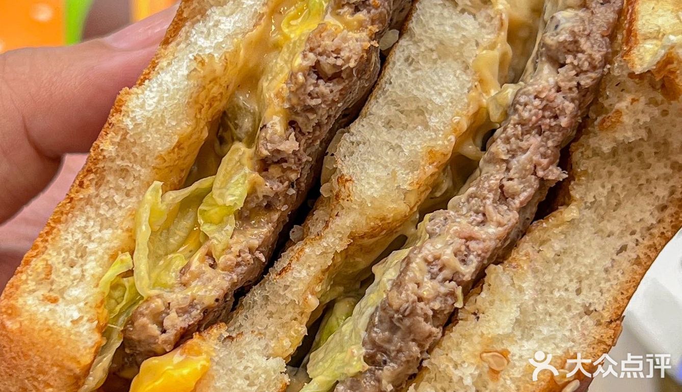只有这样的🍔才能称之为我心中的汉堡之王！！