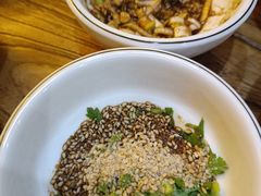 -木柴豆腐·活海鲜·鲁菜(岚山路店)