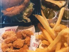 -The Habit Burger Grill 哈比特汉堡(复兴soho店)