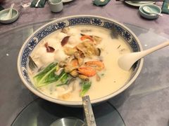 极品鱼头皇-山外山菜馆(玉泉路店)