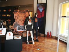 -COACH蔻驰(赛特奥特莱斯店)