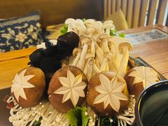 -湊湊火锅·茶憩(恒隆广场店)
