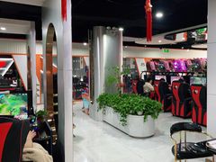 -鹏羽电竞馆(万盛东地铁站店)