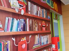 -麦当劳(展览路店)