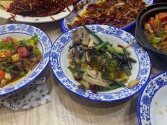 -江城燕子大排档(江汉路步行街店)