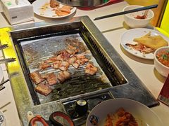 -爱客得牛排海鲜烤肉·火锅自助(春熙路黑金好店)
