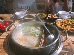 -粤潮牛肉火锅店(江南大道店)