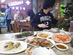 -四川小胡子海鲜(丁村万人海鲜广场店)