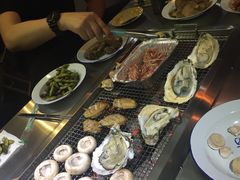 -马路牙子地桌烤肉(工体店)