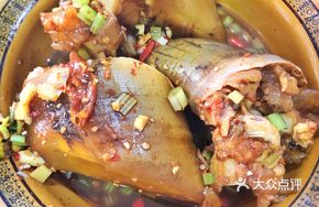 Braised Beef Trotter