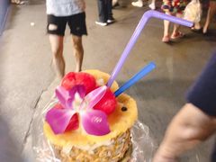 -席娜卡琳火车铁道夜市