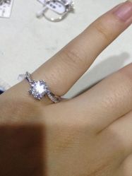 -威德钻石-克拉钻大本营(南京东路店)