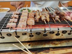 -哈尔滨小酒馆·鲜肉现穿自助烧烤(康新花园店)