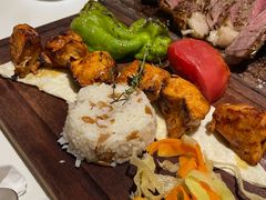 美味嫩烤鸡肉饭配烤蔬菜-Pasha帕夏土耳其餐厅(南昌路店)