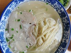 枫镇大肉-裕兴记·三虾面(西北街总店)
