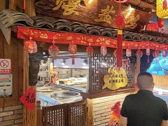 -头上红煨盐鸡·非遗院子餐厅