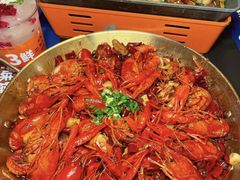 -何师烧烤Pro ·江湖川菜·小龙虾·精酿啤酒(太古里旗舰店)