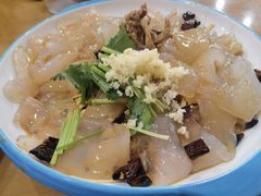 -鹤乡东北菜(崮山路店)