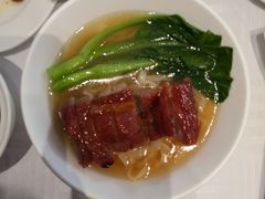 -上海虹桥君丽假日酒店(娄山关路地铁站店)