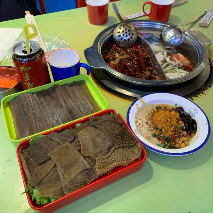 青红串说(藏游坛城分店)-"藏游坛城新开的一家串串店,自从开业到现在.