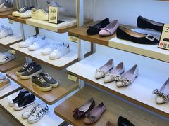 -hotwind热风(世纪东方广场店)