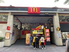 门面-麦当劳(东方时代广场分店)