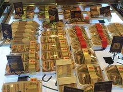 -巴黎贝甜(周浦海印店)