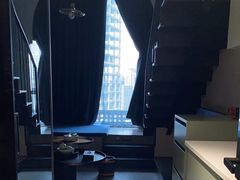 -缦回行政公寓(牛市口地铁站店)